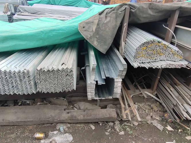 不锈钢